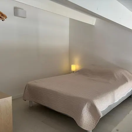 Apartment Lumineux A Calvi (Corsica)