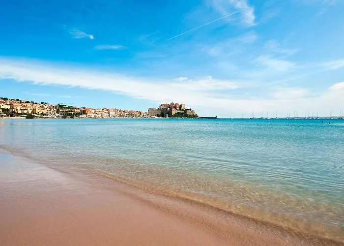 Lumineux A Calvi (Corsica)